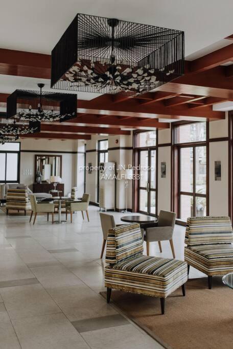 Work-Friendly Mountain-View Condo Near Sm Seaside Cebu Exteriér fotografie
